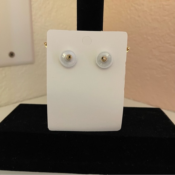 NWT Pink Christmas Reindeer Jeweled Hypoallergenic Earrings. - Picture 9 of 10